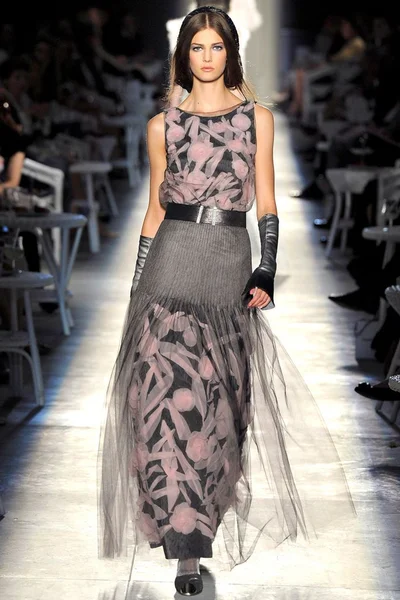 Look 54